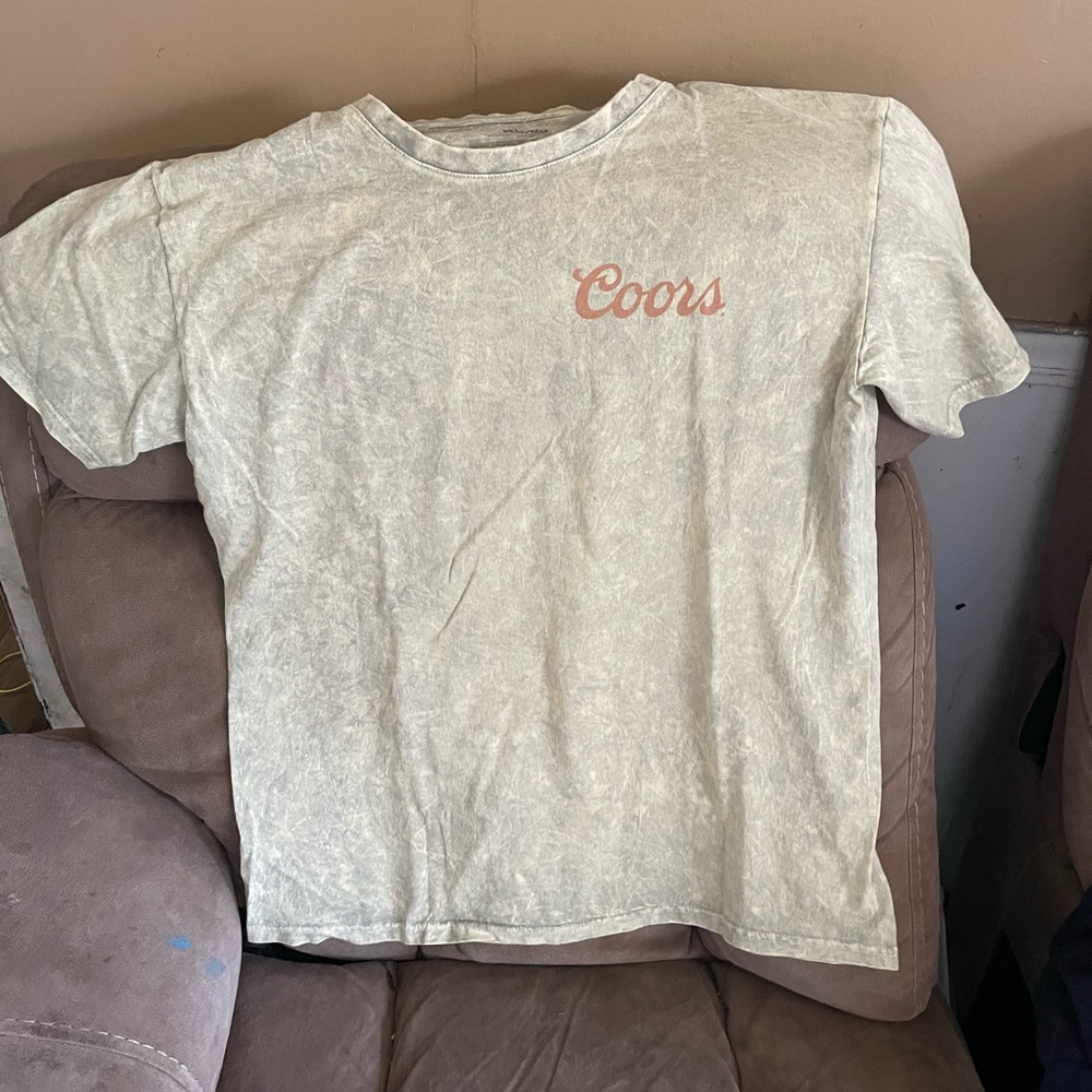 Women’s Short-Sleeve Logo Tee in Washed Beige